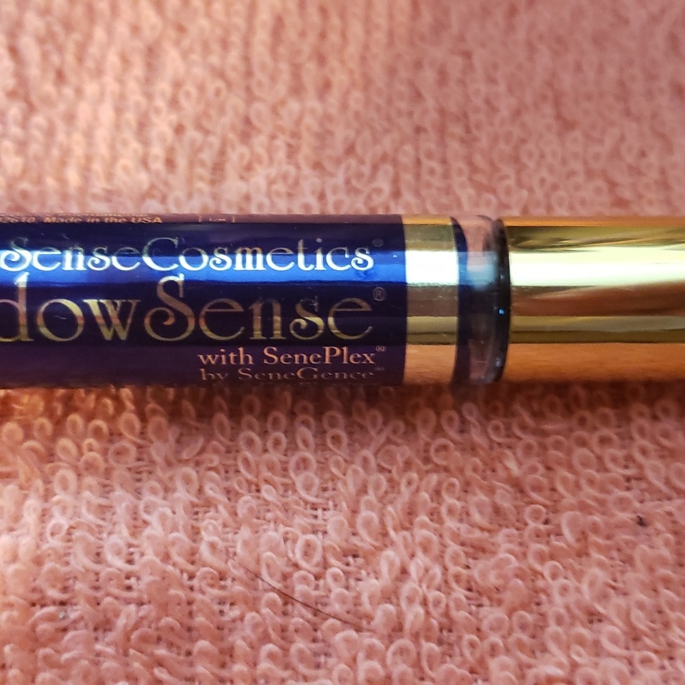 Senegence Shadowsense